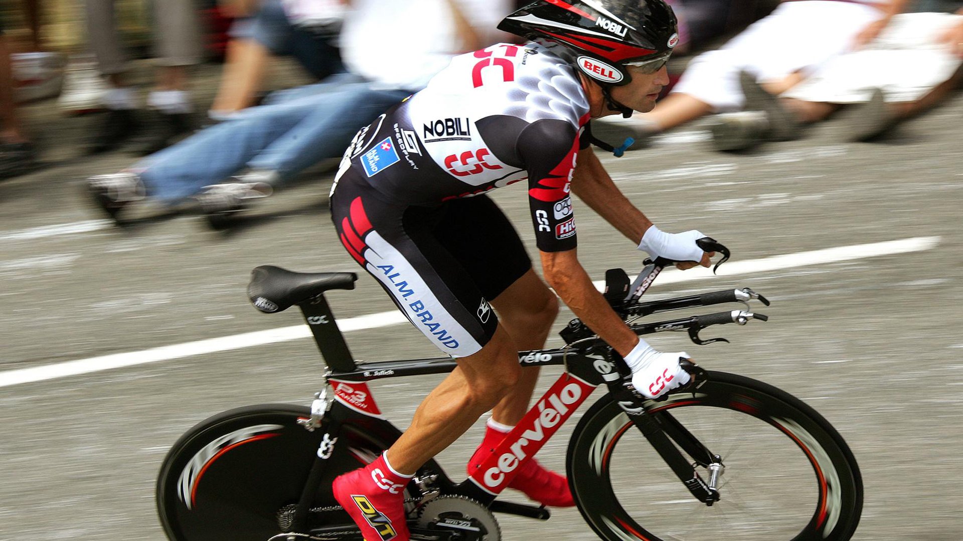 开云体育娱乐-各国体育舞蹈节，文化融合与运动的完美结合，体育舞蹈的三大国际赛事